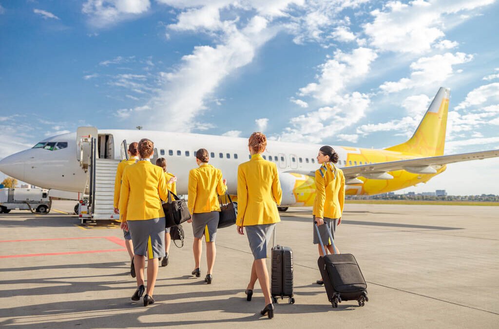 Requisitos para Ser Comissário de Bordo: Tudo o que Você Precisa Saber para Iniciar Sua Carreira